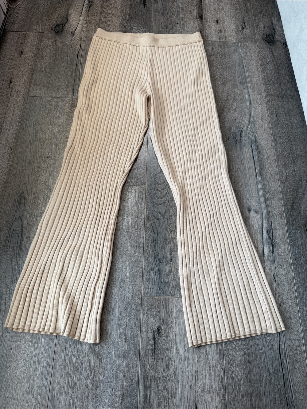 aerie Ribbed Knit Flare Pants in Cream